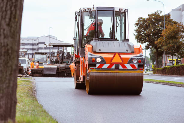 Best Driveway Paving Contractor  in Paradise Hills, NM